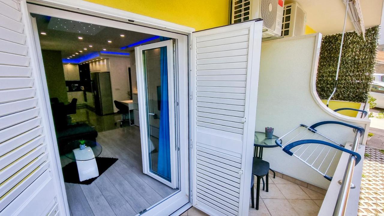 Deluxe Apartment F & M Tučepi Exteriér fotografie