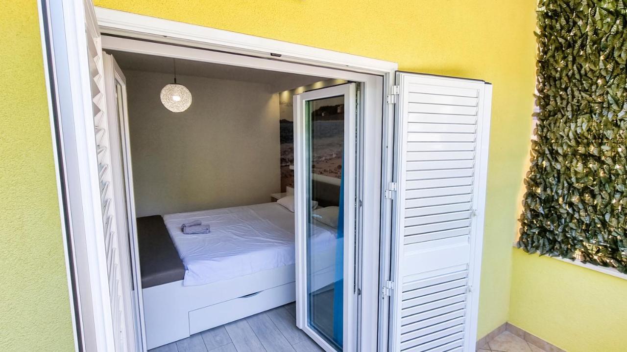 Deluxe Apartment F & M Tučepi Exteriér fotografie