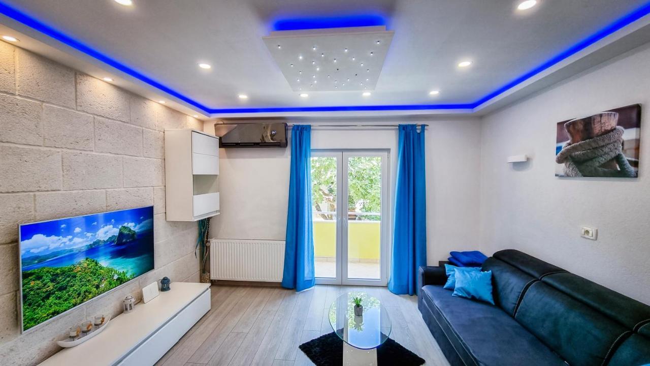Deluxe Apartment F & M Tučepi Exteriér fotografie
