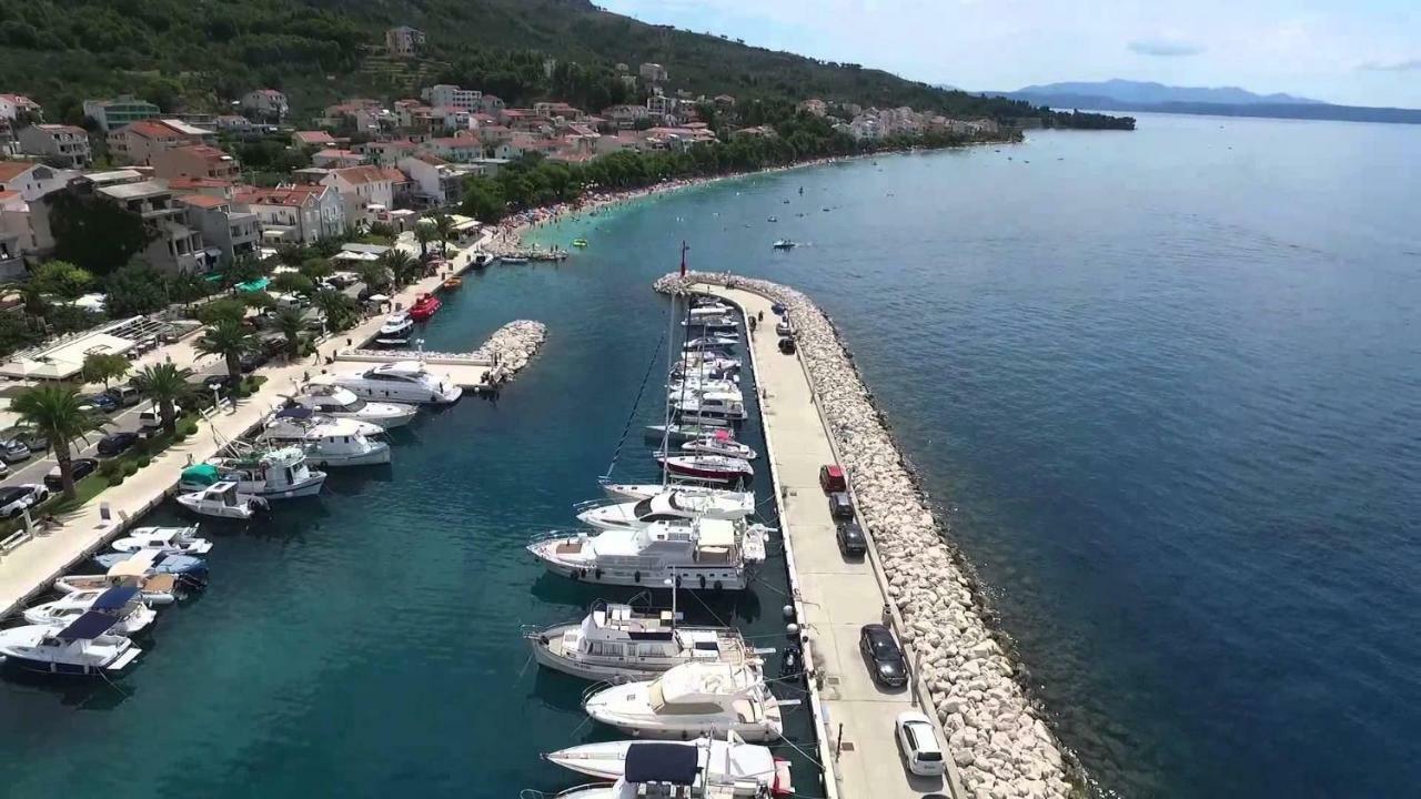 Deluxe Apartment F & M Tučepi Exteriér fotografie