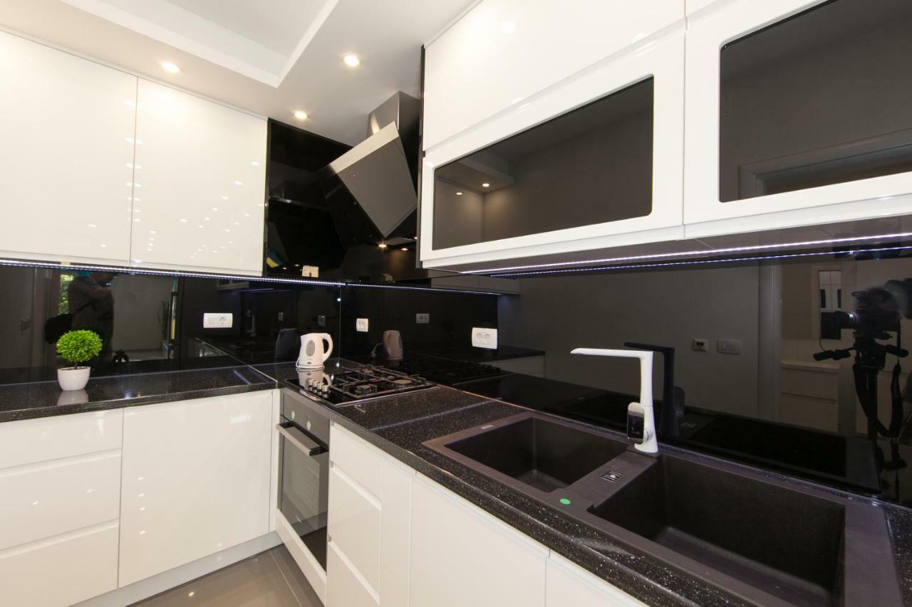Deluxe Apartment F & M Tučepi Exteriér fotografie